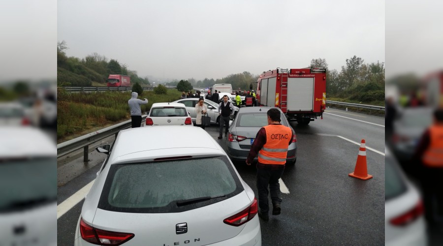 TEM’de zincirleme kaza