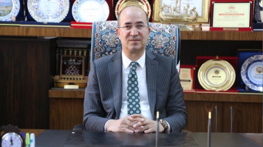 Üniversite öğrencilerine biner lira destek