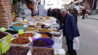 Van'da bayram ncesi alveri younluu