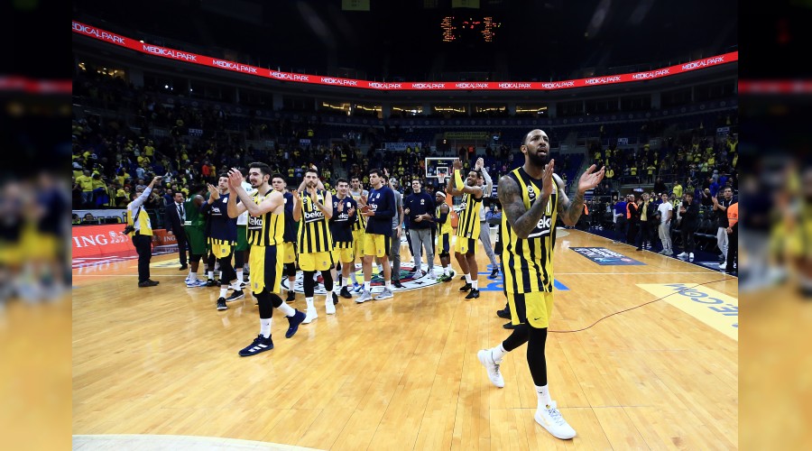 Virüs, F.Bahçe basket takımına bulaştı