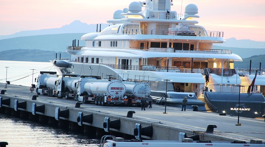 2 milyon 200 bin liralık yakıt aldı