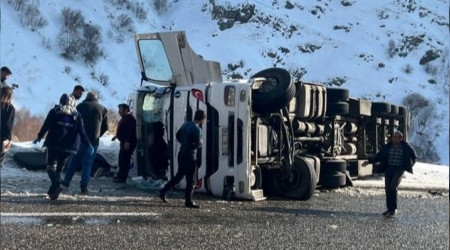 Ar'da lastii patlayan tr devrildi