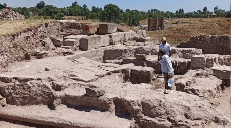 Ahlat’ın tarihi geçmişi aydınlatılacak