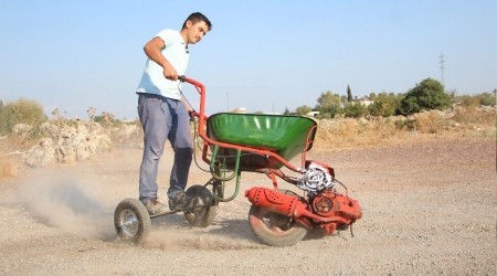 Sokakta gren bir daha bakyor