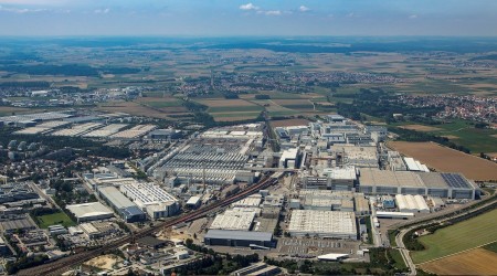 Alman ekonomisi hafifçe yamuldu