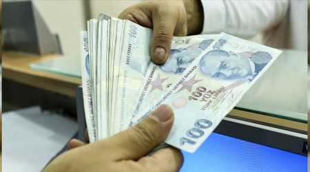 Bankalara borç katlanıyor