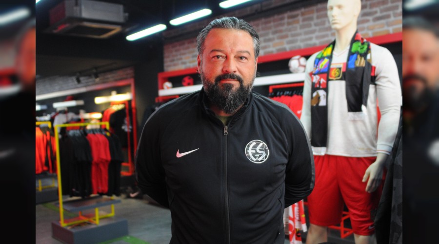 Başkan istifadan vazgeçti