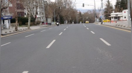 Başkentte sokaklar yine boş kaldı