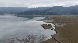 Bursa'da bir göl daha yok oluyor...