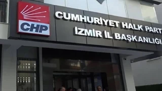 CHP zmir'de 20 bakan izik yedi