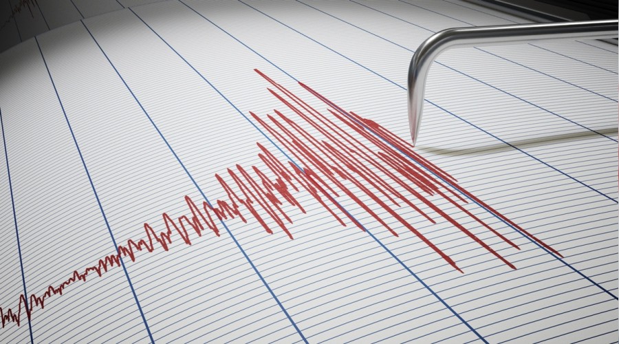 Deprem 'geliyorum' diyor