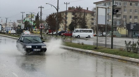 Edirne'de sağanak etkisini artırdı