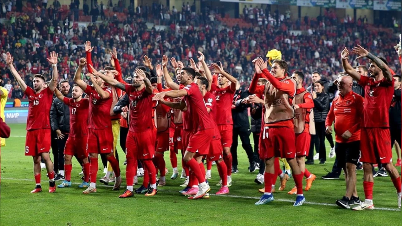 EURO 2024 yolunda en genci Trkiye