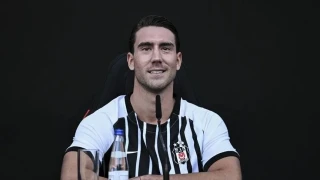 Fenerbahçe Vlahovic'i neden Beşiktaş'a kaptırdı?