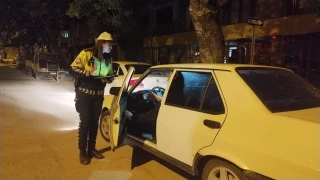 İnegöl'de trafik denetimlerinde gecelik hasılat fena değil!