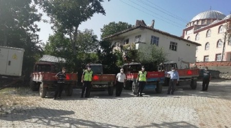 Jandarma'dan zirai ara ve traktr denetimi