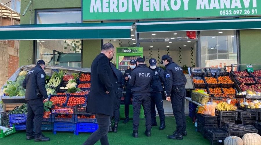 Kadıköy'de manavda silahlı saldırı: 1 yaralı