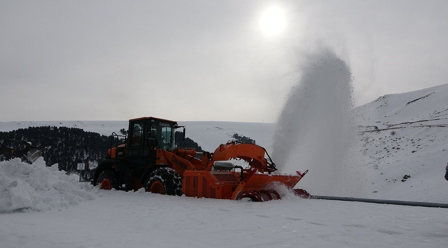 Karın kapattığı yol dört ay sonra açıldı