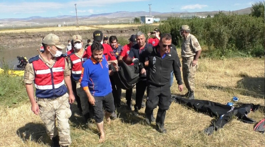 Kars Çayı’nda 2 çocuk boğuldu