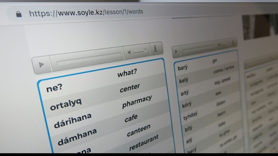 Kazakistan kültürel olarak Rusya'dan kurtulmak istiyor