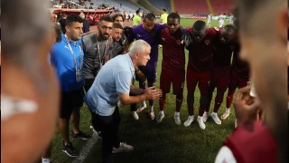 "Küfür mü ettim sana, dokundum mu"