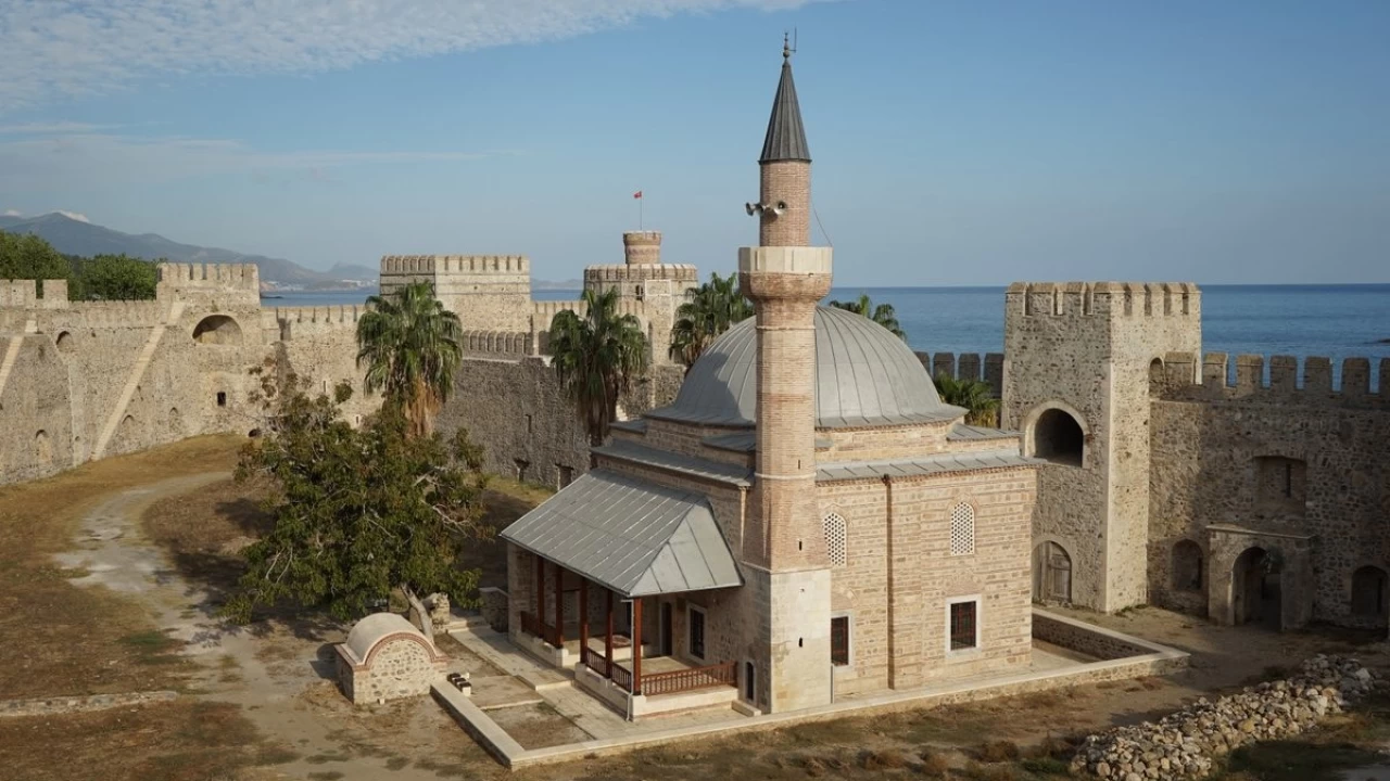 Mamure Kalesi Camii