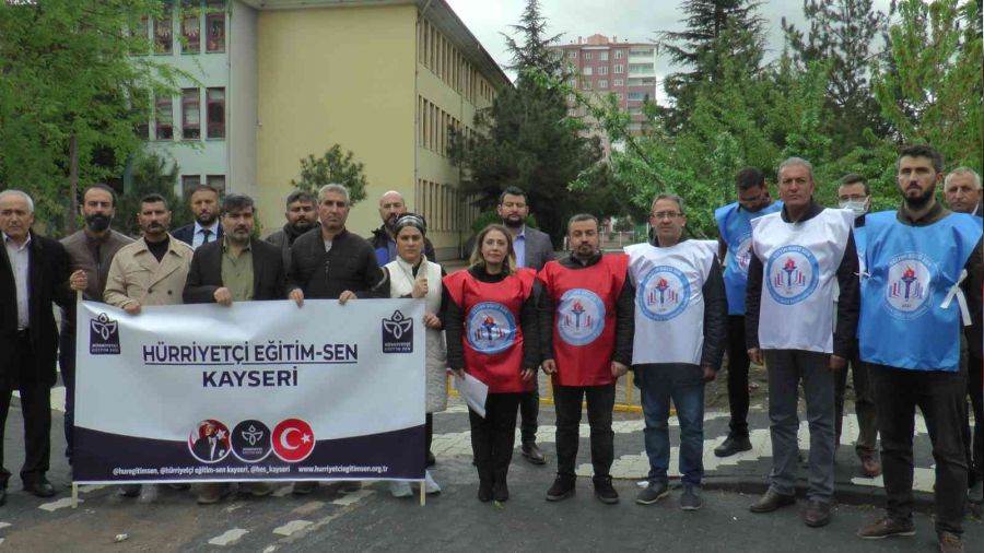 Öğretmene şiddete tepki