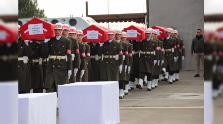 Şehitlerimiz gözyaşlarıyla uğurlandı