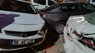 Siirt'te 6 araçlı zincirleme trafik kazası
