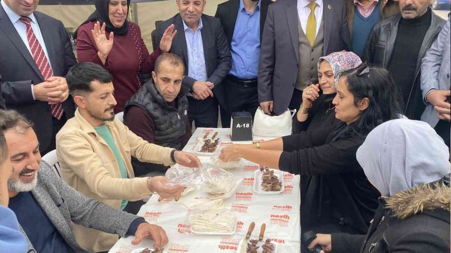 Sultangazi'de Erzurum Ca Kebab ve spir Kuru Fasulyesi festivali balad