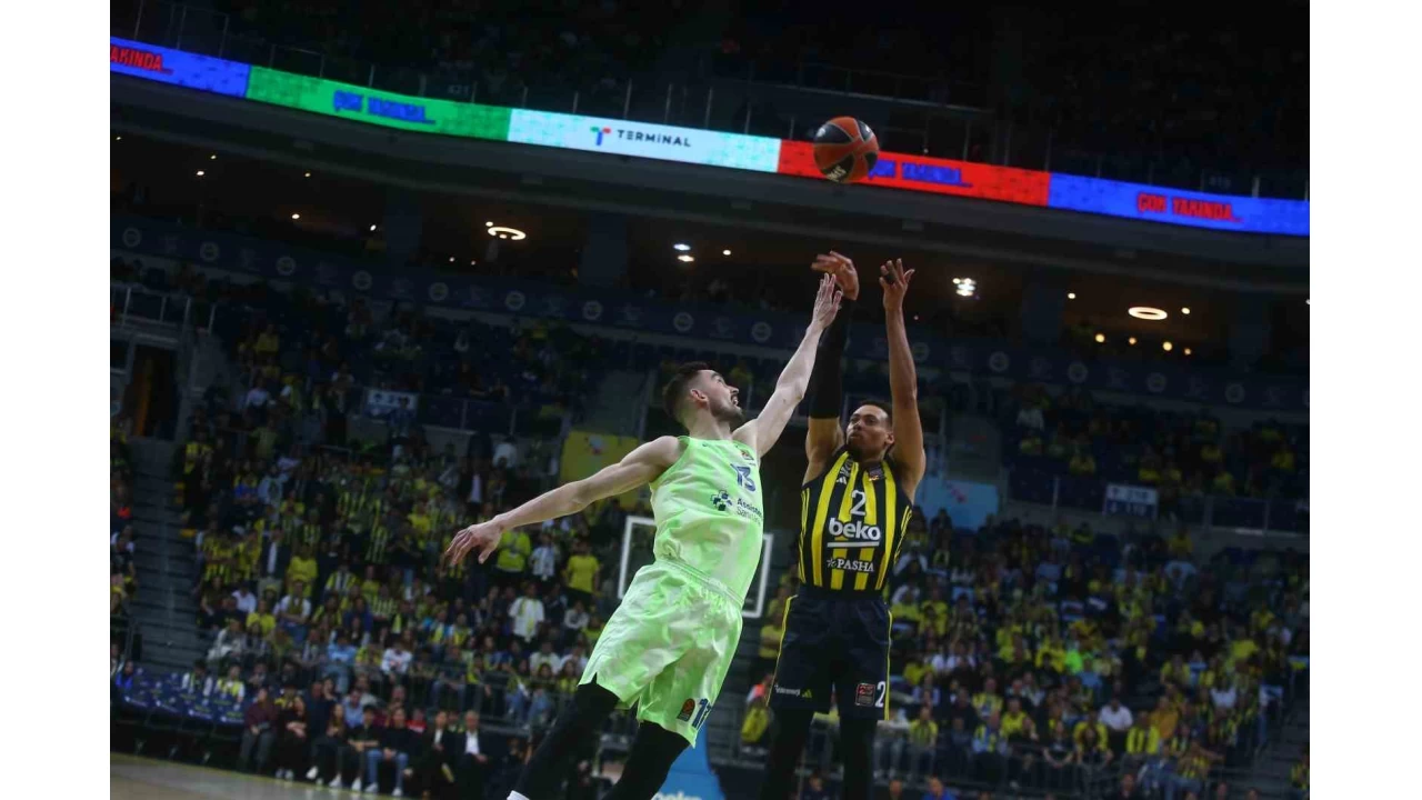 THY Euroleague: Fenerbahçe: 75 - Barcelona: 83