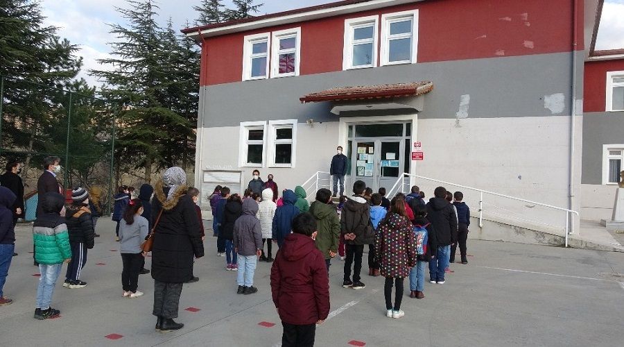 Tokat'ta çocukların okul sevinci