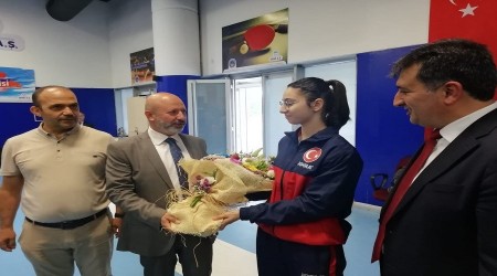 Masa tenisinde ilki başardık