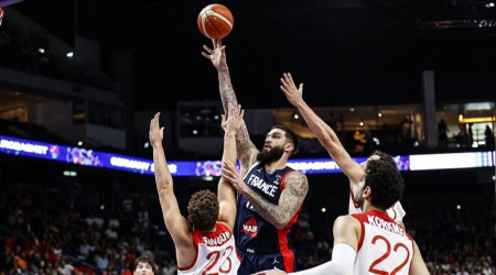 Turu ellerimizle Fransa’ya verdik