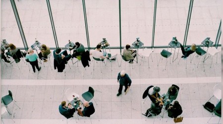 Vatandaşlar toplu mekanlara soğuk