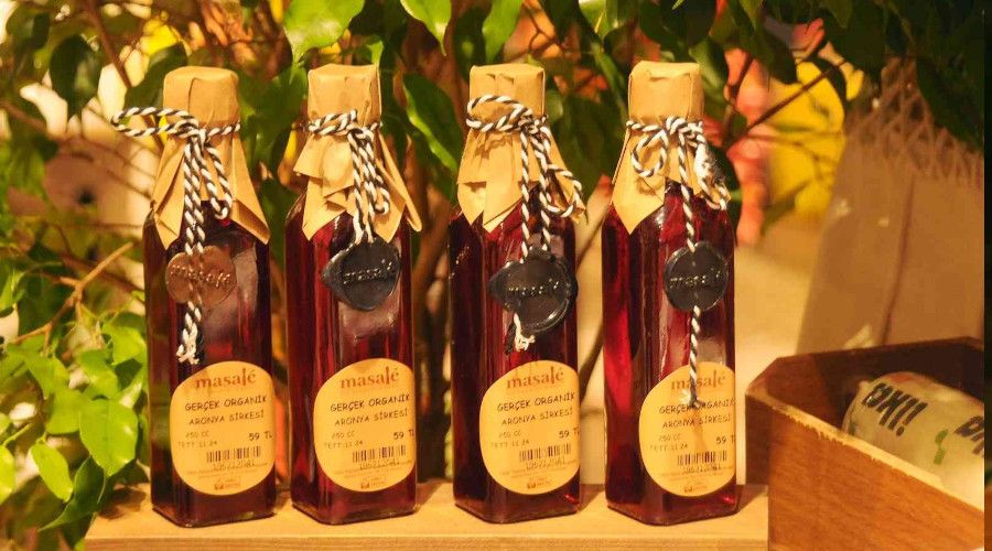 Yalova aronyası kuru meyvesi ve sirkesi ile de talep görüyor