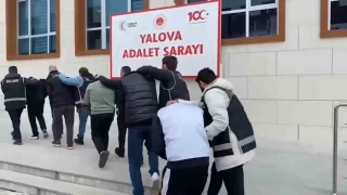 Yalova'da silah zoruyla bir kiiyi gasp eden 4 kii tutukland 