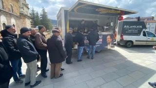 Yozgat ve Boğazlıyan sokaklarında vefa rüzgârı: Lokmalar dualarla paylaşıldı