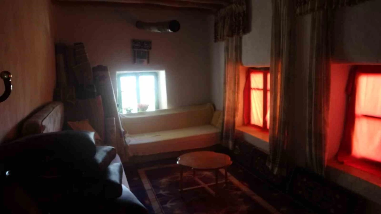 1700 metre yükseklikteki mağara evler