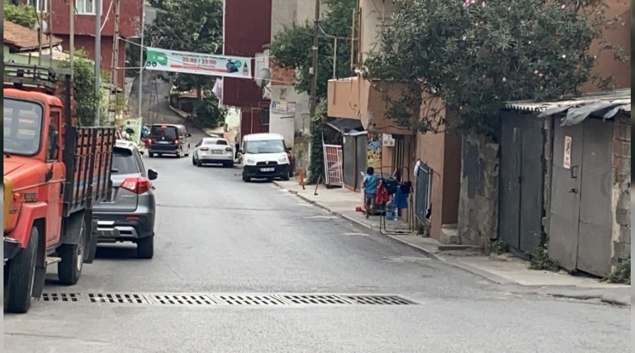 7 yaşındaki Emir'e çarpıp kaçtı