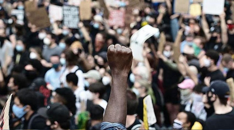 ABD'de ırkçılık karşıtı protestolar sürüyor