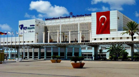 Antalya Havalimanı Banner reklam mahalli kiraya verilecek