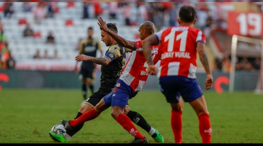 Antalyaspor Demirspor ile karşılaşacak