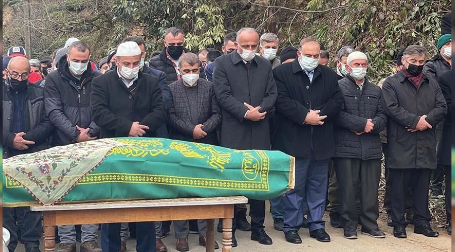 Covid-19, aşıya rağmen Rizeli Genç ailesini kırıp geçiriyor