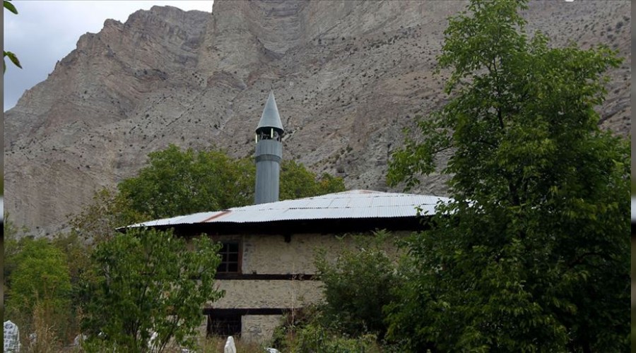 ukur Camii ihtiamn koruyor