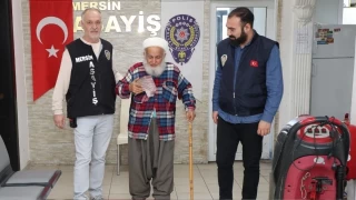 Dolandırıcılara 300 bin TL'sini kaptırmaktan son anda kurtuldu