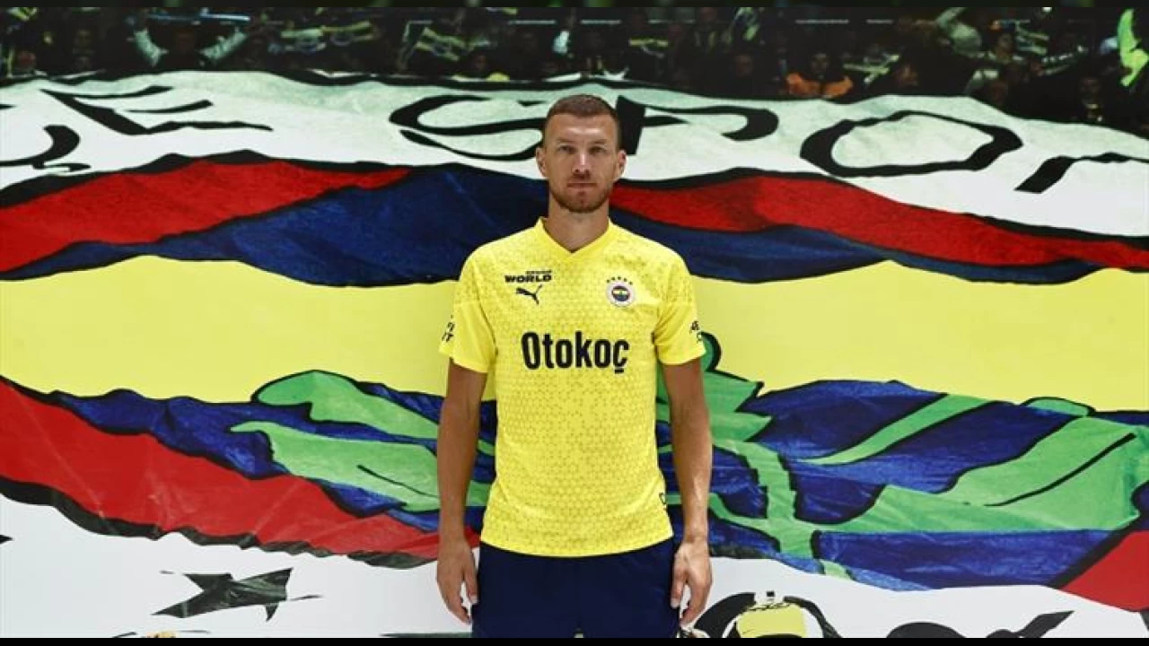 Edin Dzeko ısrarı sürüyor