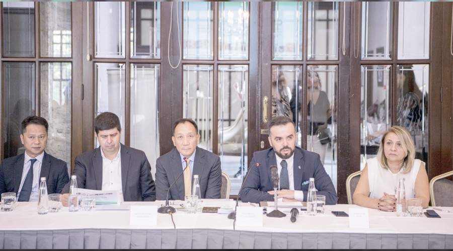 Ev eşyasında hedef uzak pazarlar