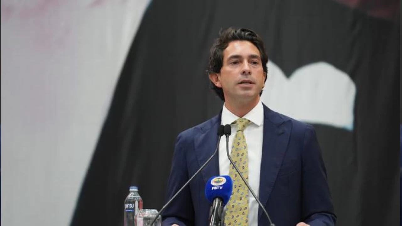 F.Bahçe'den G.Saray'a sponsorluk göndermesi