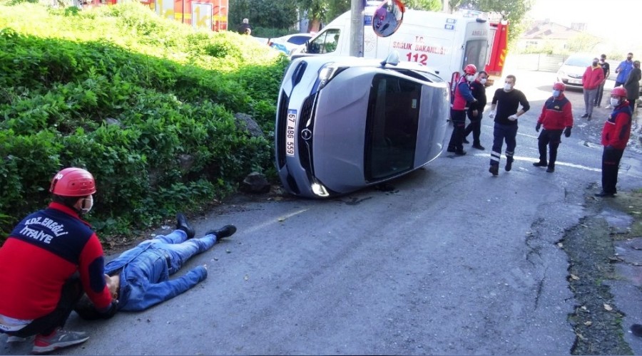 Fren yerine gaza basınca yayaya çarptı